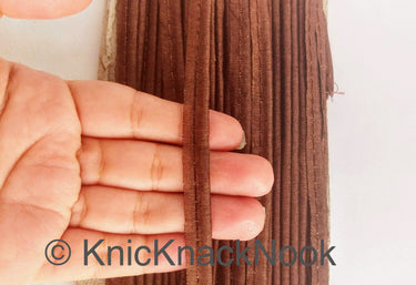 2mm Flanged Insertion Piping on 9mm Band, Dark Brown Art Silk Trim